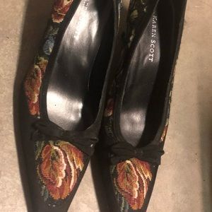 Karen Scott shoe 6 1/2 size